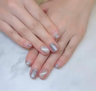 ネイル 渡邉 真衣のネイルデザイン