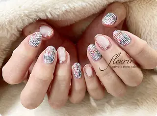 ネイル フルリール 【プライベートサロンのネイルデザイン