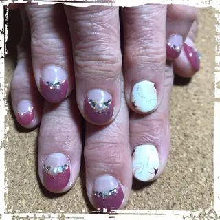 ネイル ECLAT エクラ所属・寺山 千鶴のネイルデザイン