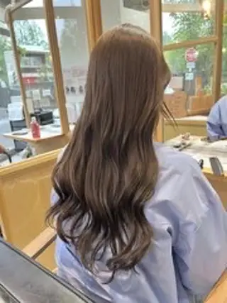 ロング カラー 🪐FERIA北千里 ほのか🪐のヘアスタイル