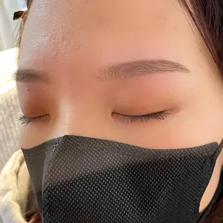 アイブロウ Lucia 清澤のマツエク・マツパデザイン