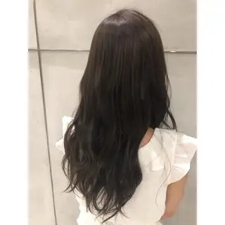 ロング カラー 片山 千晴のヘアスタイル