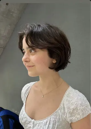 ショート ✴︎UNU ✴︎モエカのヘアスタイル