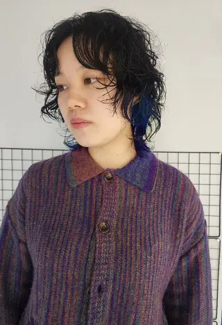 ミディアム パーマ Backbocker所属・ハイトーン/ブリーチ /デザインカラーのヘアスタイル