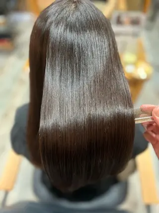 セミロング re place リプレイスのヘアスタイル