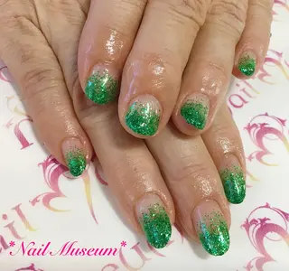 ネイル マグネットネイル💛 Hayakawaのネイルデザイン