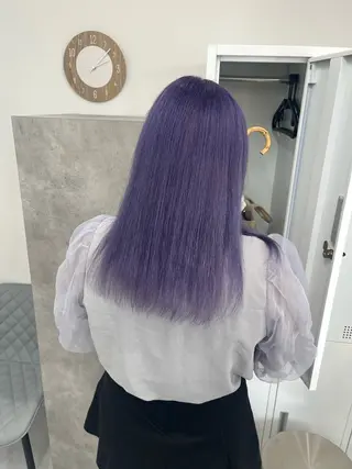 セミロング カラー ヘアアレンジ 🩶【推しハイトーン 】yuzu🩶のヘアスタイル