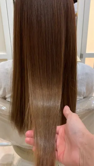 セミロング 縮毛矯正/髪質改善 /韓国風　山川春輝のヘアスタイル