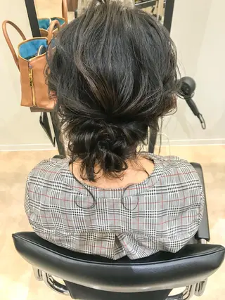 セミロング ヘアアレンジ 伊藤 裕貴のヘアスタイル