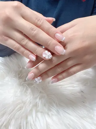 ネイル &ME Momoのネイルデザイン