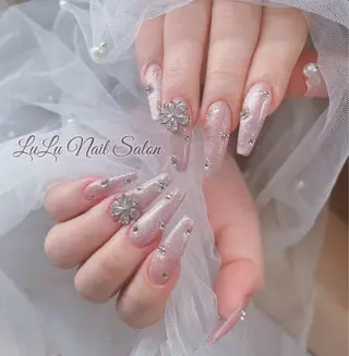 ネイル LULU Nail  Salon 新宿所属・LU LU NailSalonのネイルデザイン