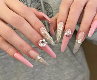 ネイル Pure&Rich Nailのネイルデザイン