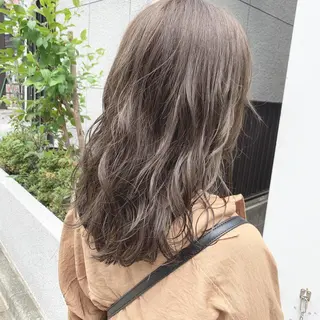 ロング カラー 渋谷ブリーチカラー 韓国ヘアyuikoのヘアスタイル