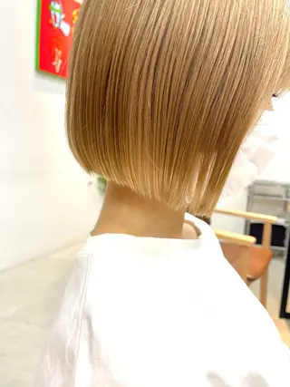 ミディアム カラー mee.urawa所属・似合わせショート×透 明感/やじまたかしのヘアスタイル