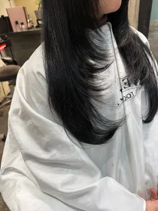 ロング WELLY  TOKYO所属・🌈レイヤーカット/ ハイトーン🌈タクマのヘアスタイル