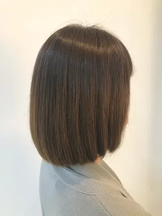 ミディアム カラー 松原 愛莉のヘアスタイル