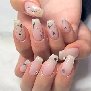 ネイル ネイリストYuri シェルウェリナ船橋のネイルデザイン