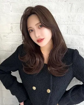 セミロング カラー 韓国ヘア♡ 顔まわりカットayaのヘアスタイル