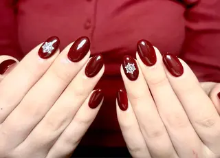 ネイル Hi Beauty 渋谷(ネイル、ハイパーナイフ6、脂肪れいきゃく、マッサージ＆エステサロン)所属・Hi beauty 渋谷のネイルデザイン