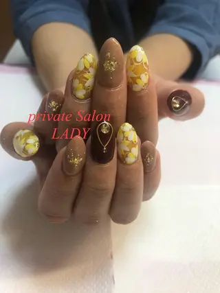 ネイル 桜田 麻菜のネイルデザイン