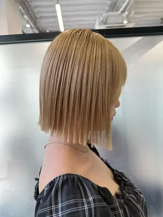 ミディアム SALOWIN心斎橋Suite店所属・洗っても取れない 髪質改善|OJIROのヘアスタイル