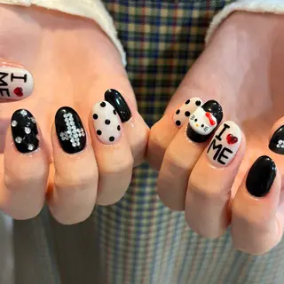 ネイル Lusso🫧 Ayaneのネイルデザイン