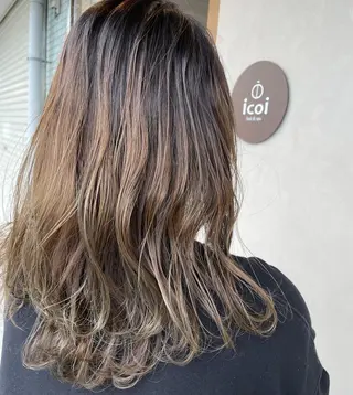 ロング 渡邉 瑞生のヘアスタイル