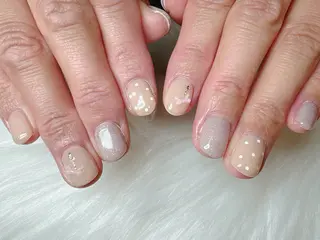 ネイル ECLAT エクラ所属・寺山 千鶴のネイルデザイン