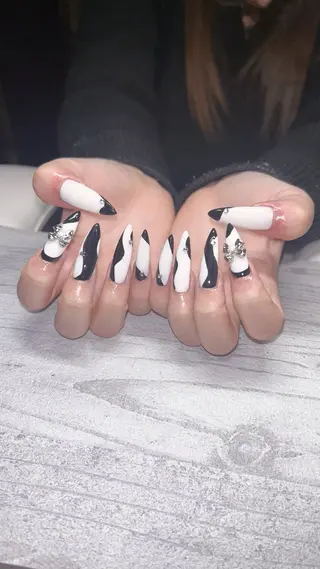 ネイル Megu 【 cutill 】のネイルデザイン