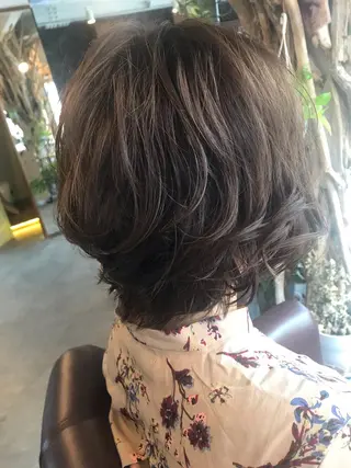 ミディアム 美容室 3piece 個室マツエクroom所属・高津3ピースドライ ヘッドスパ・ヒゲ脱毛のエステ・リラクイメージ