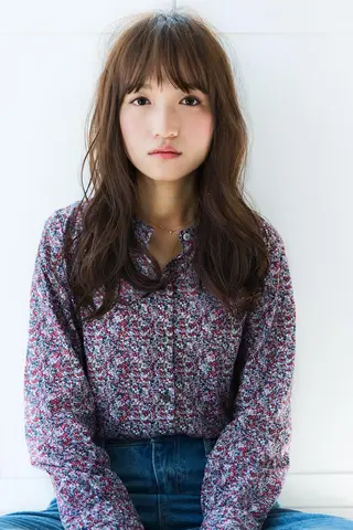 セミロング 大倉 未波のヘアスタイル