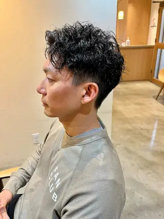 ショート 佐藤 和弥のヘアスタイル