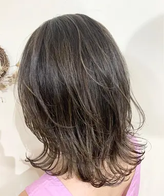 ミディアム カラー mood tatemachiのヘアスタイル