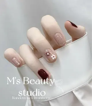ネイル エムズ ビューティスタジオのマツエク・マツパデザイン