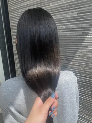 ロング カラー 透明感カラー 天羅のヘアスタイル