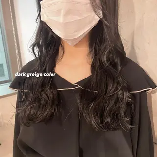 ロング カラー パーマ ヘアアレンジ メンズ キッズ ネイル マツエク・マツパ アイブロウ 透明感カラー・レイヤ ー🎀amika🎀のヘアスタイル