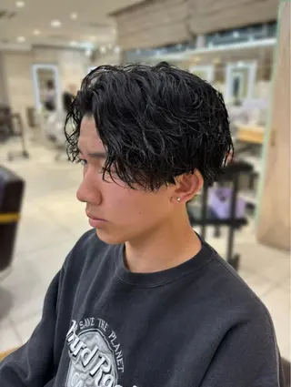 ミディアム 新宿/韓国レイヤー/ 顔まわり/メンズヘアのヘアスタイル