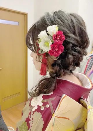 ヘアアレンジ GRANLUSSO 〜グランルッソ駅前店所属・木口 嘉美のヘアスタイル