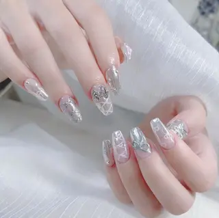 ネイル MOMO CHIのネイルデザイン