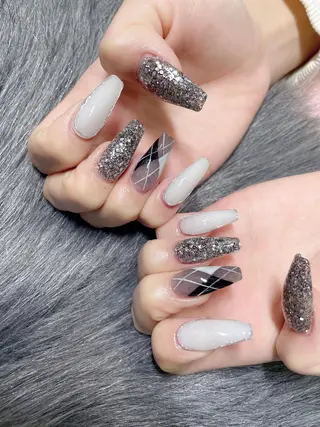 ミディアム ネイル 《LB》ラブリエ Nail&eyeのマツエク・マツパデザイン