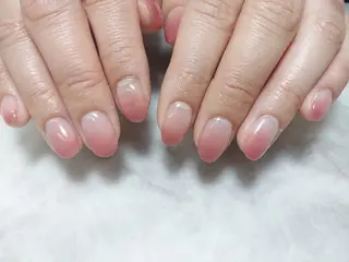 ネイル AYAKA　ネイリ ストUNELMA所属のネイルデザイン