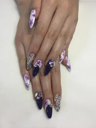 ネイル 💎🐰 saki. m 🐰💎のネイルデザイン