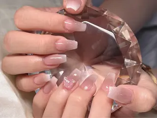 ネイル マツエク・マツパ アイブロウ Nail&eye Belire 新宿のネイルデザイン