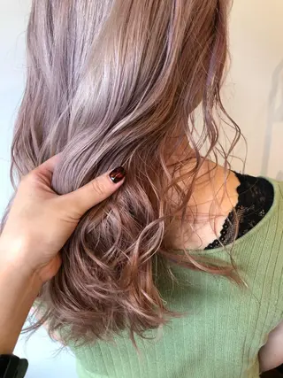 セミロング カラー 安藤 佑衣のヘアスタイル