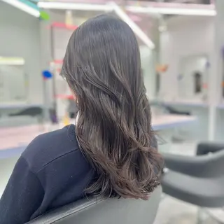 セミロング カラー 韓国スタイル🇰🇷 トレンドレイヤー🪡のヘアスタイル