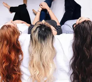 ロング カラー パーマ ヘアアレンジ Device ディバイスのヘアスタイル