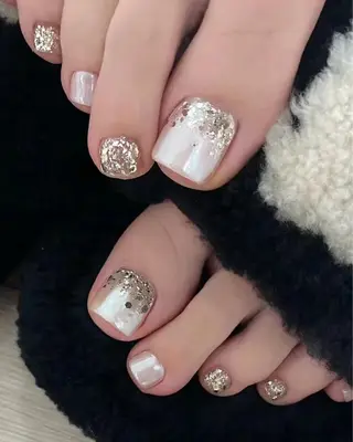 ネイル UMI ネイルサロン新宿🎀のネイルデザイン