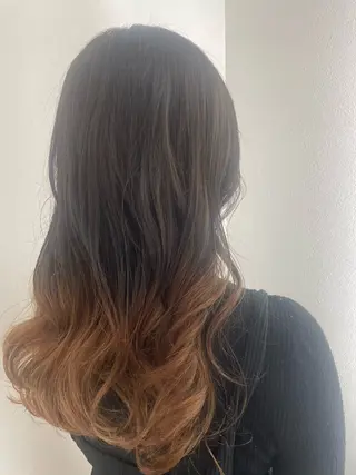 ロング 柳井 瑠菜のヘアスタイル