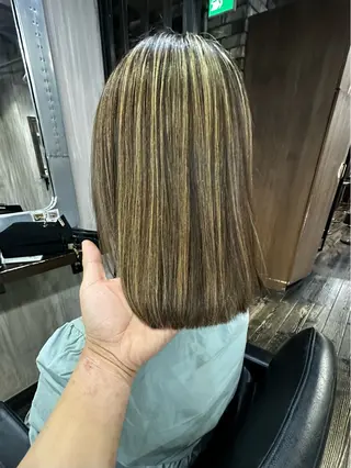 ミディアム 池袋ハイトーン/ ブリーチ/増田 雄太のヘアスタイル