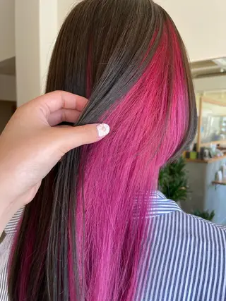 ロング 康本 瑞季のヘアスタイル